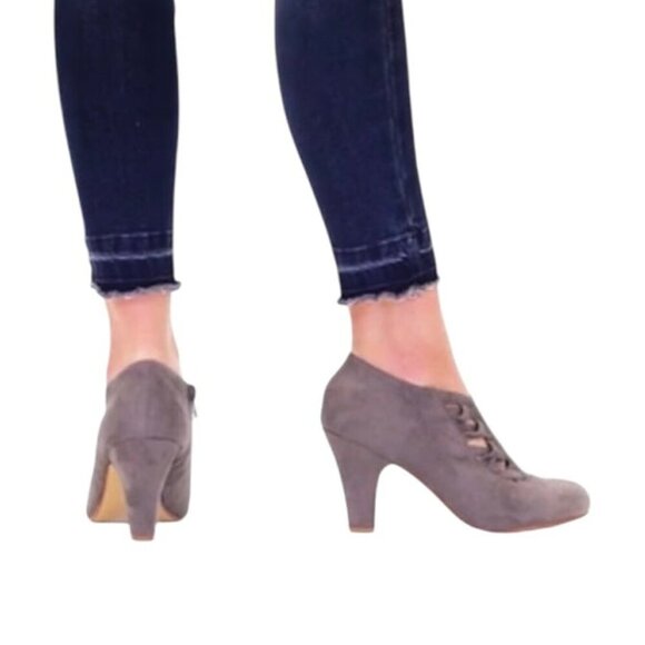 JOURNEE COLLECTION PIPER Women's Cagey Upper Ankle Boot Heel Booties Grey Size 9 - Picture 3 of 11